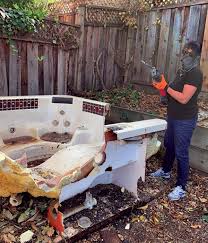 Best Scrap Metal Removal  in Pinconning, MI